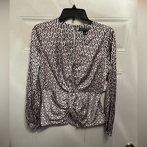 INC International Concepts Women's Size 6 Criss-Cross top Black / Cream NWT